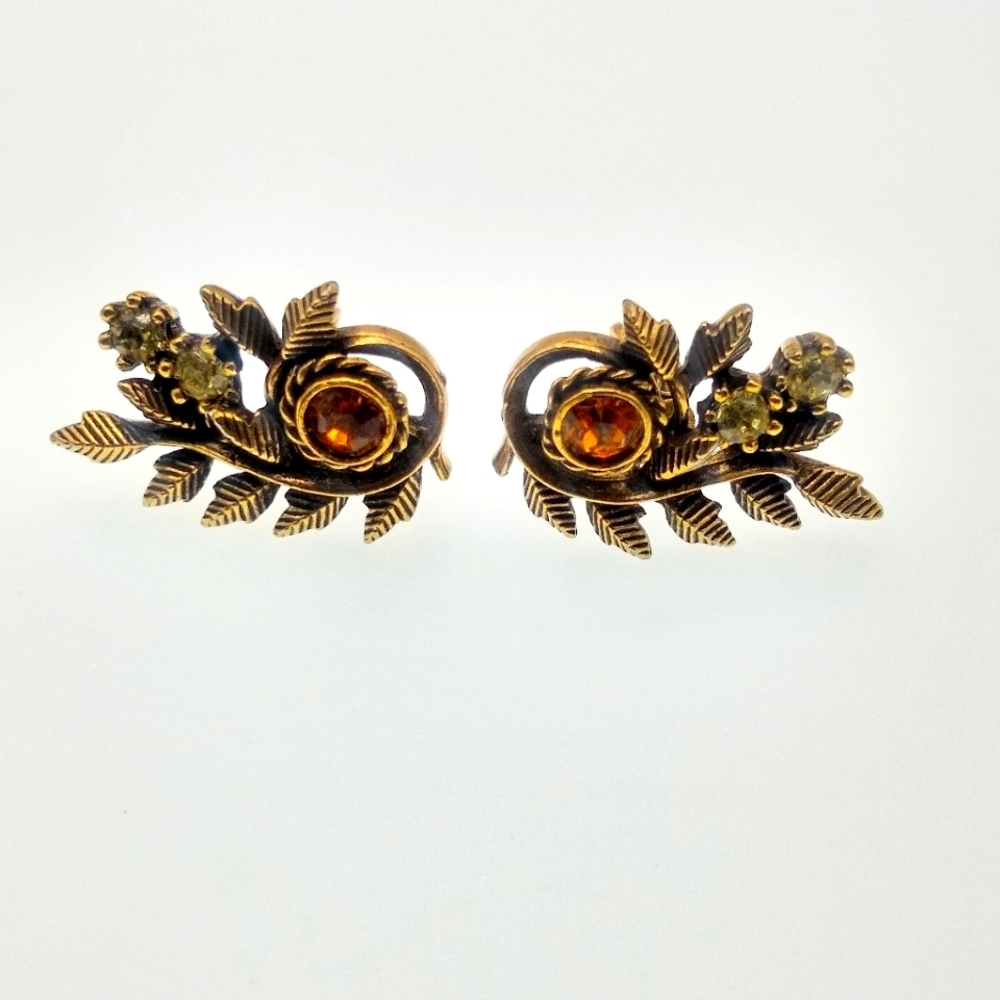 Vintage 1940 antique earrings - Picture 3 of 4
